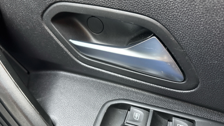 Dacia Duster 1.0 TCe 100 Comfort 5dr Bi Fuel Estate